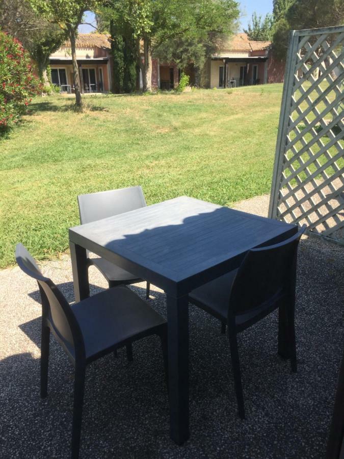 Appartement Village 7 En Residence De Vacances En Camargue 阿爾勒 外观 照片